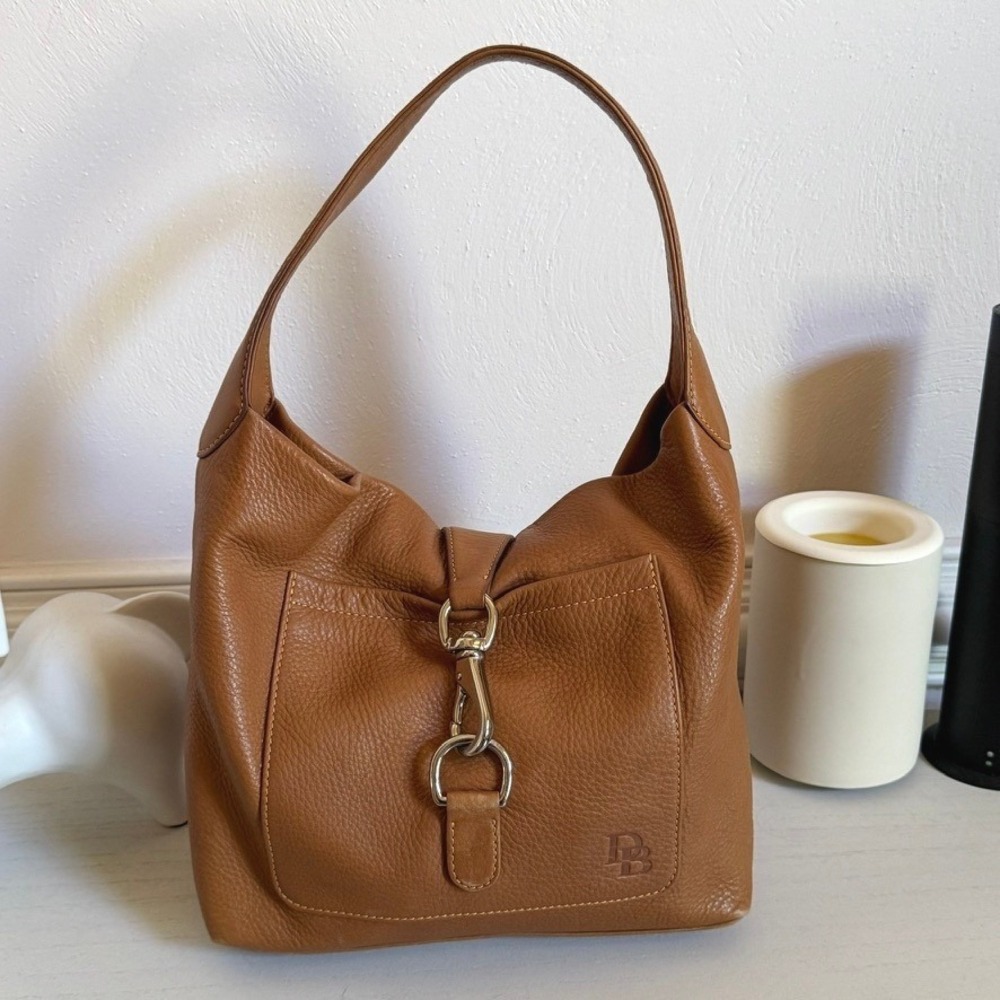 Dooney & Bourke Pebbled Leather Latch Lock Hobo Shoulder Bag Annalisa